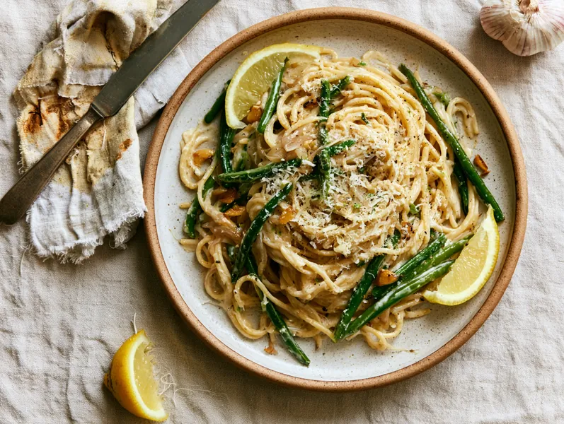 Pasta alfredo med grøntsager - Planomo