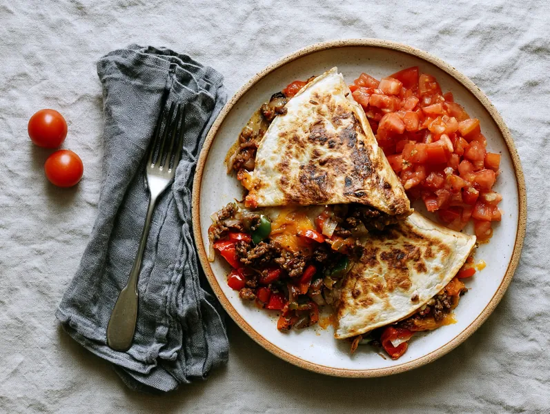 Quesadillas med oksekødsfyld - Planomo